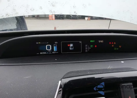 2016 Toyota Prius Four из США, поврежденный, VIN JTDKARFU9G3020941